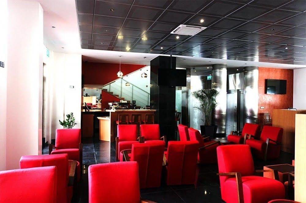 Star Land Hotel Bonapriso Douala Ngoại thất bức ảnh
