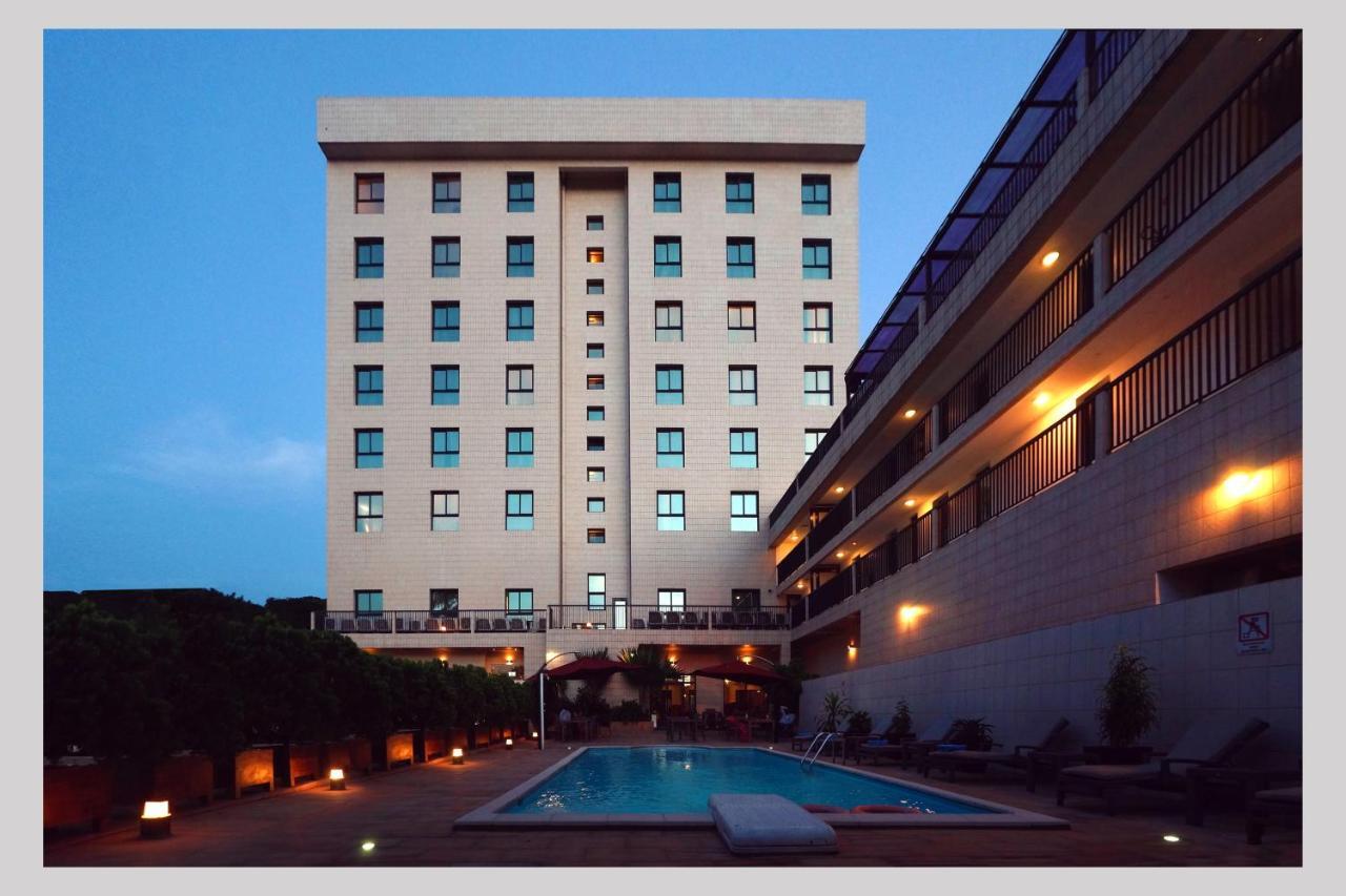 Star Land Hotel Bonapriso Douala Ngoại thất bức ảnh